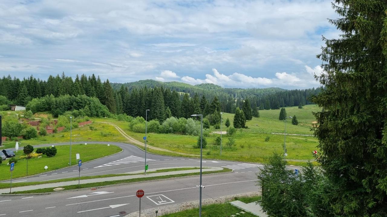 Charming Family Condo In Silver Mountain Poiana Brasov Extérieur photo